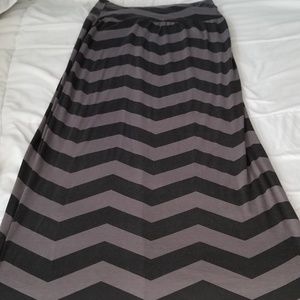 *SOLD ON 6/8* Maxi skirt chevron design
